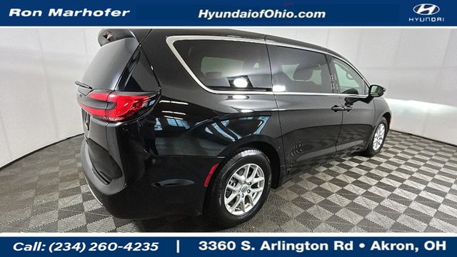 2024 Chrysler Pacifica Touring L FWD