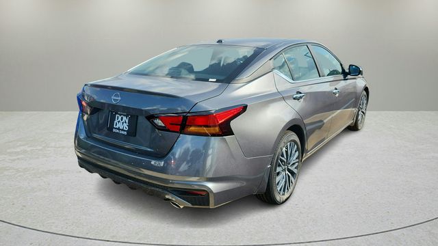 2025 Nissan Altima