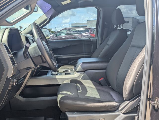 2021 Ford Expedition XLT Black at AutoSavvy Houston Southwest