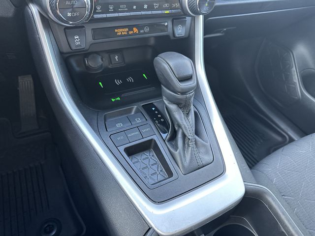 Used 2022 Gray Toyota XLE image 20