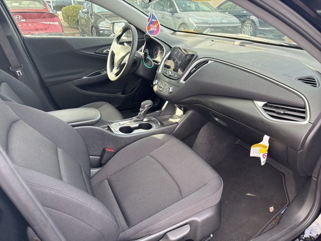 Used 2025 Chevrolet Malibu For Sale in Indianapolis, IN