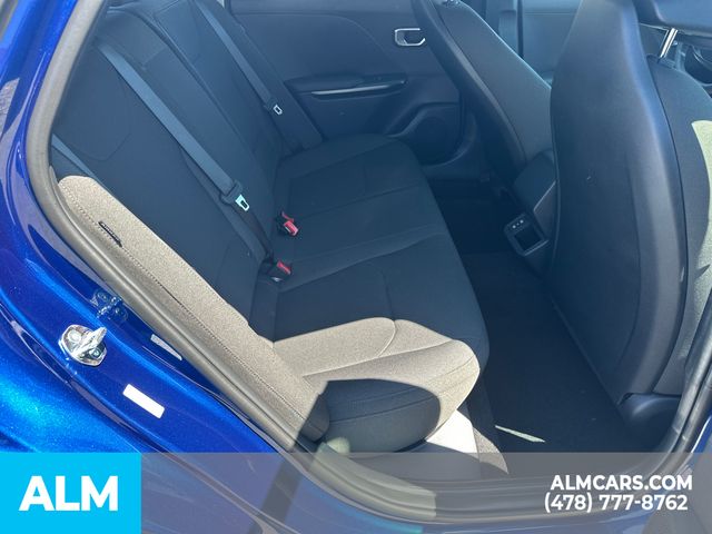Used 2025 Blue Kia LXS image 17
