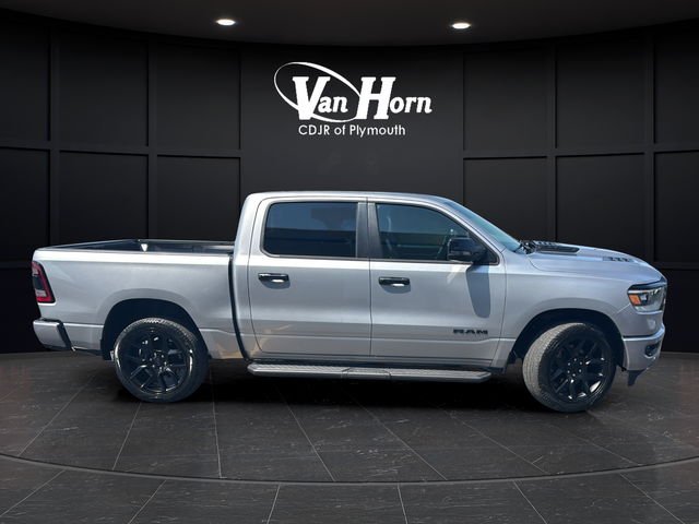 Used 2023 Billet Silver Metallic Clearcoat Ram Laramie image 8