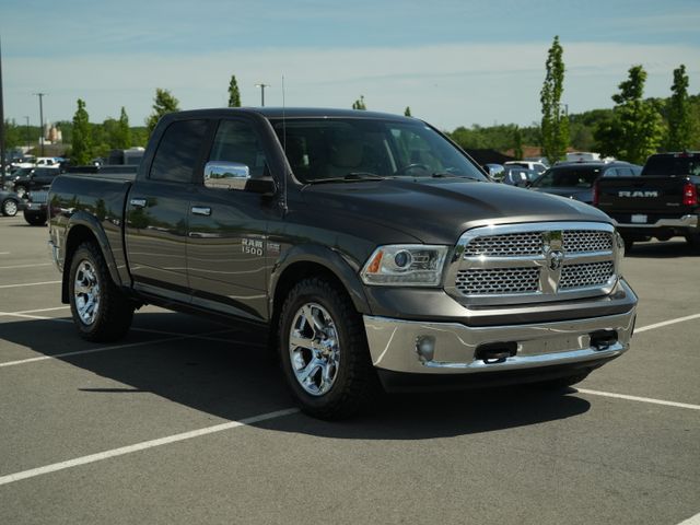 2017 RAM 1500 Laramie 4x4 Crew Cab 5'7's photo