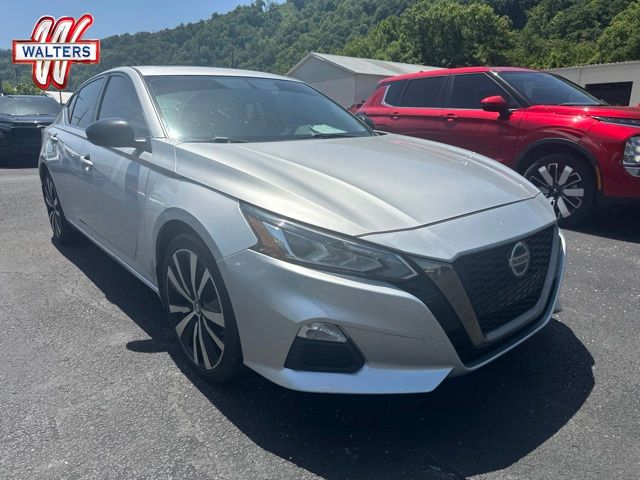 Brilliant Silver Metallic 2019 Nissan Altima Sedan All-Wheel Drive Continuously Variable Transmission