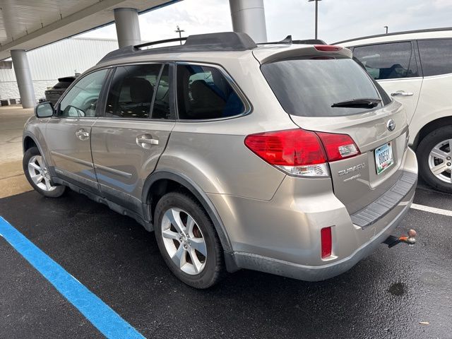 2014 Subaru Outback 2.5i Limited photo