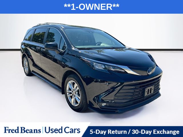  2025 Toyota Sienna XLE 7-Passenger AWD   
