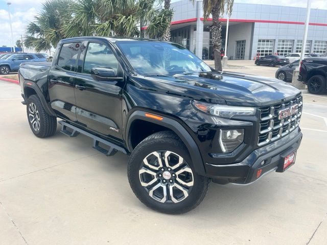 2024 GMC Canyon AT4