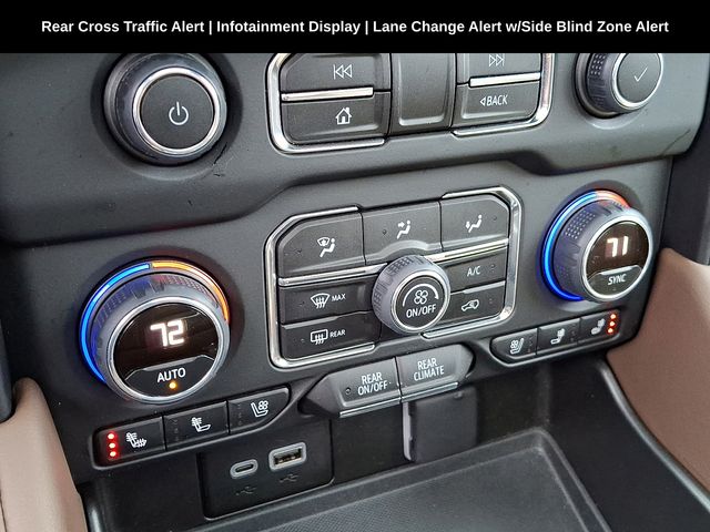 2023 Chevrolet Suburban High Country photo