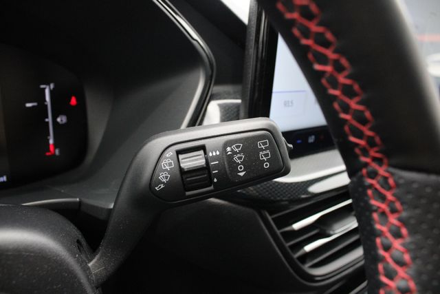Used 2025 Silver Ford ST-Line image 14