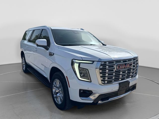 2025 GMC Yukon XL Denali 4WD