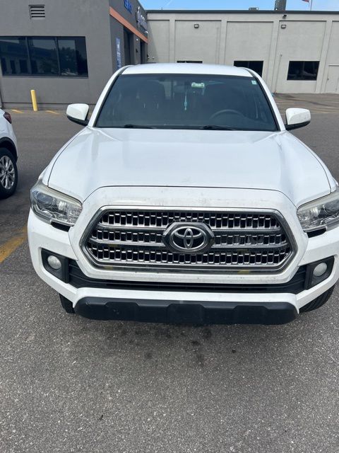 2017 Toyota Tacoma  2