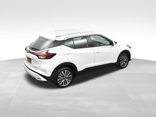 2023 Nissan Kicks SV 27