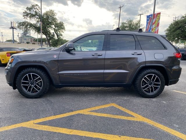 Used Car 2019 Jeep Grand Cherokee  Trailhawk For Sale Under $20,000 In San Antonio, Texas