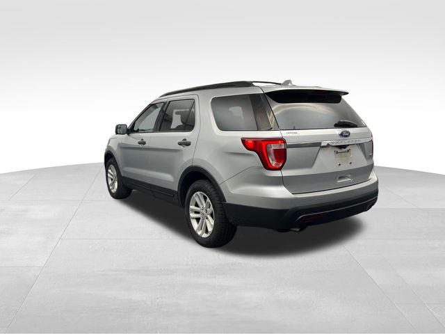 2016 Ingot Silver Metallic Ford Explorer Base FWD SUV