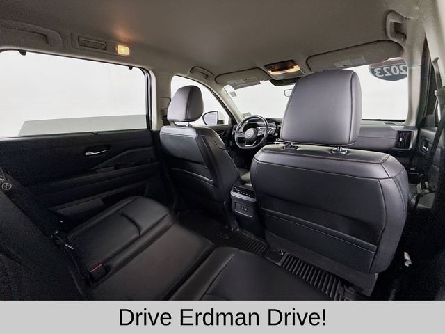 Used 2023 Nissan Pathfinder SUV