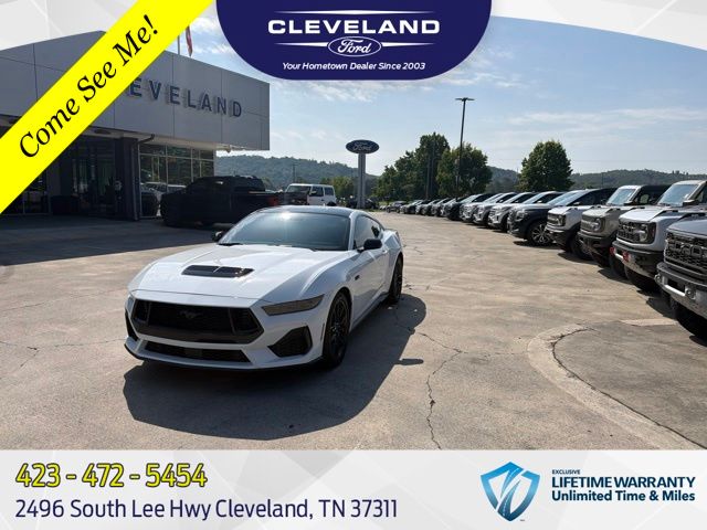 Oxford White 2024 Ford Mustang Coupe Rear-Wheel Drive 6-Speed Manual