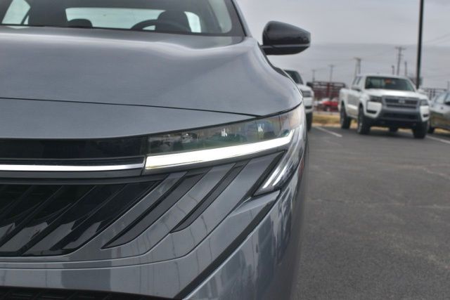 New 2026 Nissan Sentra Xtronic CVT SV