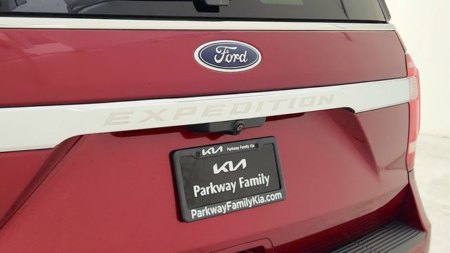 2019 Ford Expedition XLT Red at Autostrade