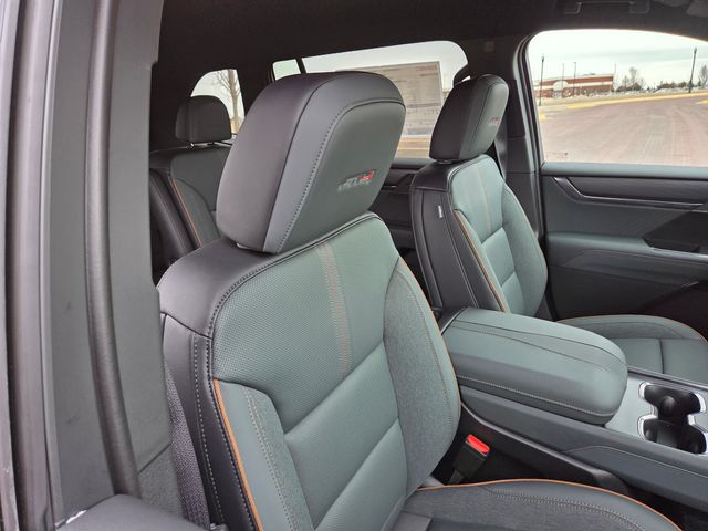 2026 GMC Acadia AT4 AWD