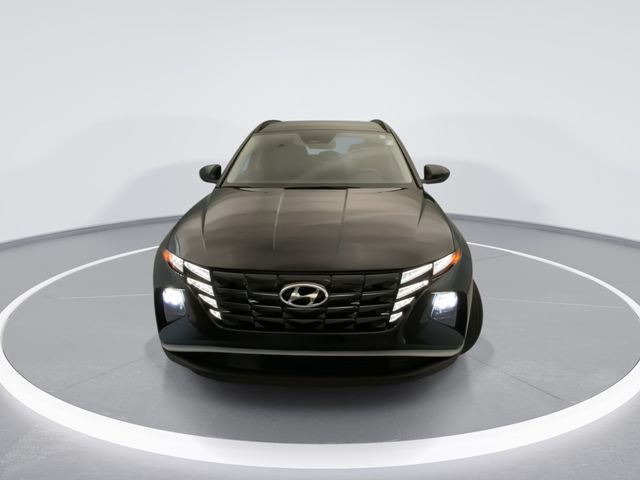Used 2024 Black Hyundai SEL image 9