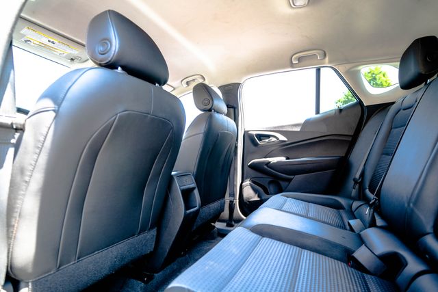 Used 2024 Chevrolet Trax SUV