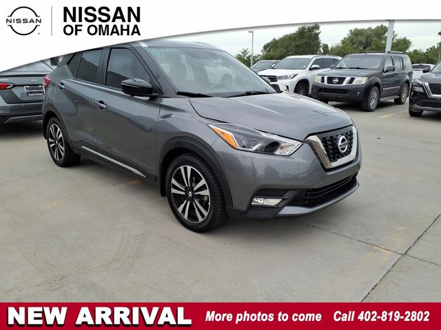 Gray (Gun Metallic) 2018 Nissan Kicks SUV / Crossover Front-Wheel Drive Continuously Variable Transmission