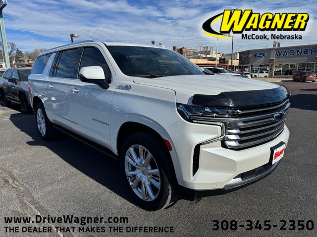 White (Iridescent Pearl Tricoat) 2024 Chevrolet Suburban SUV / Crossover Four-Wheel Drive 