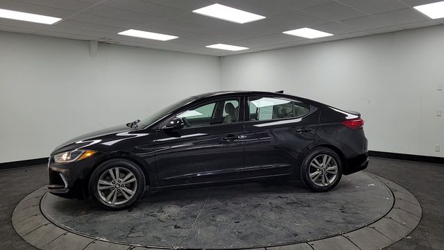 2018 – Hyundai – Elantra