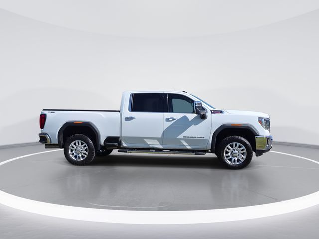 Used 2023 White GMC SLT image 9