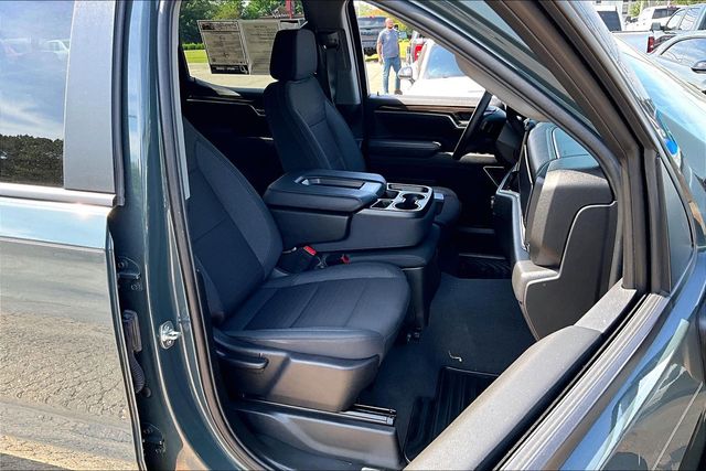 Used 2025 Chevrolet Silverado 1500 LT 4D Crew Cab