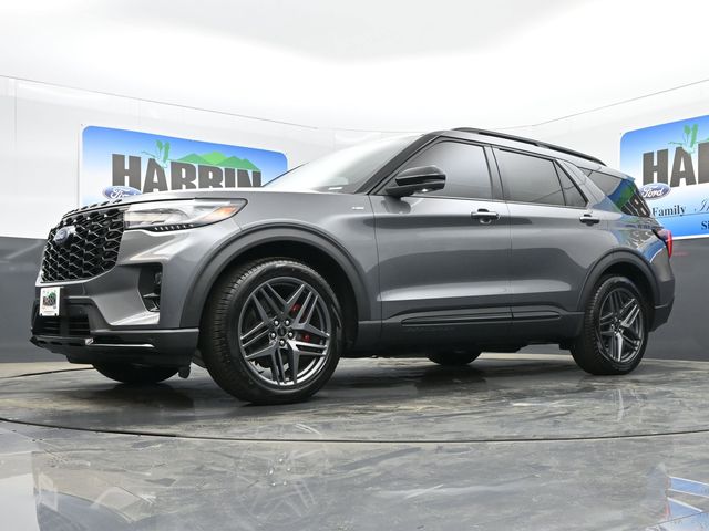 2025 Ford Explorer ST-Line photo