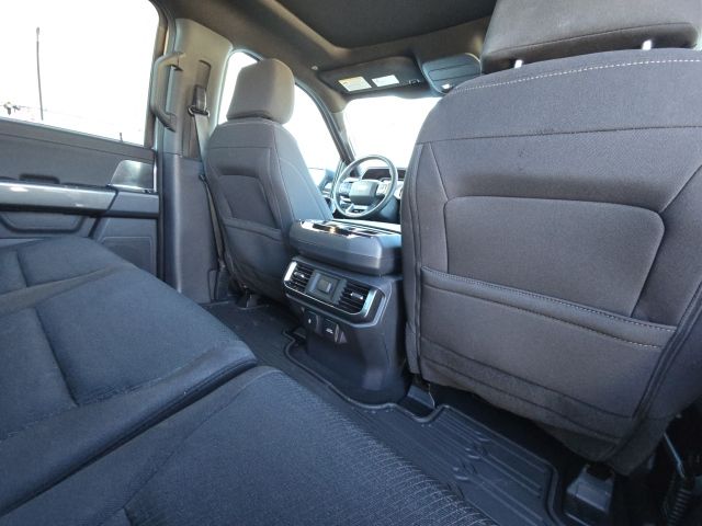 2023 Ford F-150 XLT:B02124