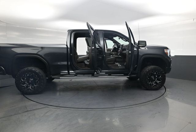 Used 2021  GMC Denali image 36