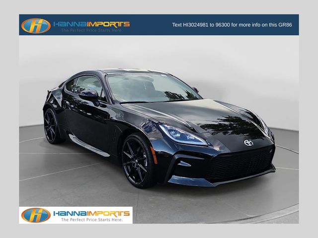Raven 2025 Toyota GR86 Coupe Rear-Wheel Drive 6-Speed Manual
