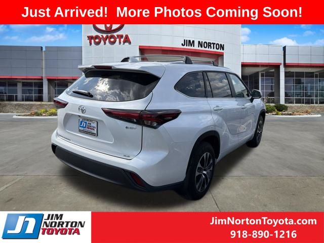 Used 2025 Toyota Highlander Hybrid SUV
