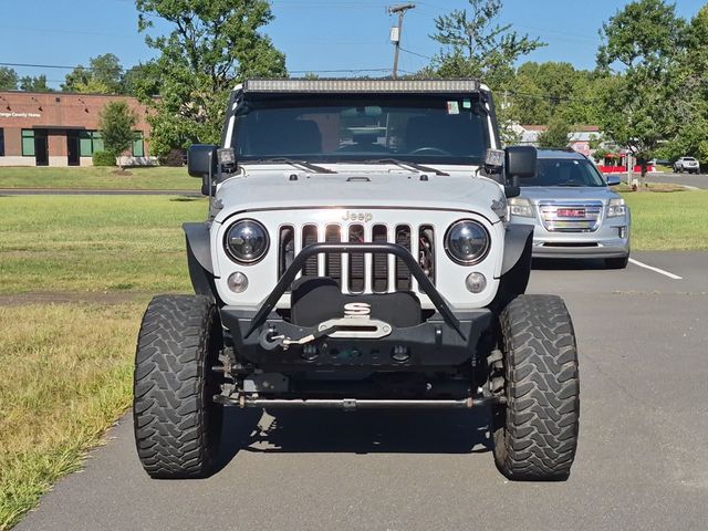 Used 2018 White Jeep Sport image 16
