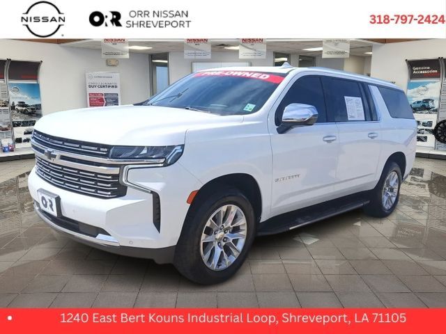 Summit White 2021 Chevrolet Suburban Premier RWD SUV / Crossover 4X2