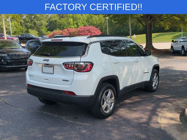 Used 2024 White Jeep Latitude image 5