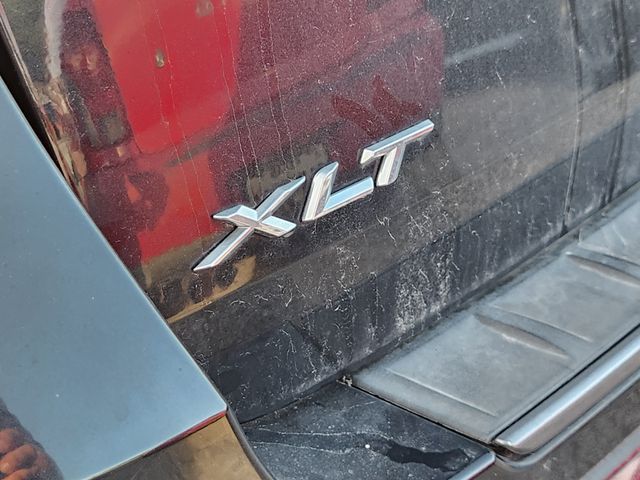 2022 Ford Explorer XLT - 8