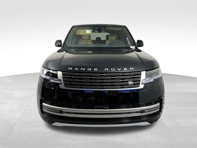 2025 Land Rover Range Rover SE 9