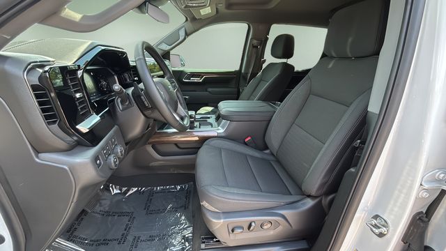 Used 2026 White Chevrolet LT Trail Boss image 18