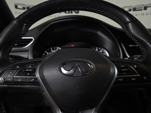 2020 Infiniti QX50 Essential photo 20