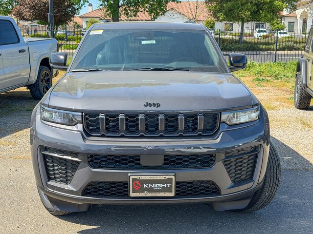 new 2026 Jeep Grand Cherokee car, priced at $37,525