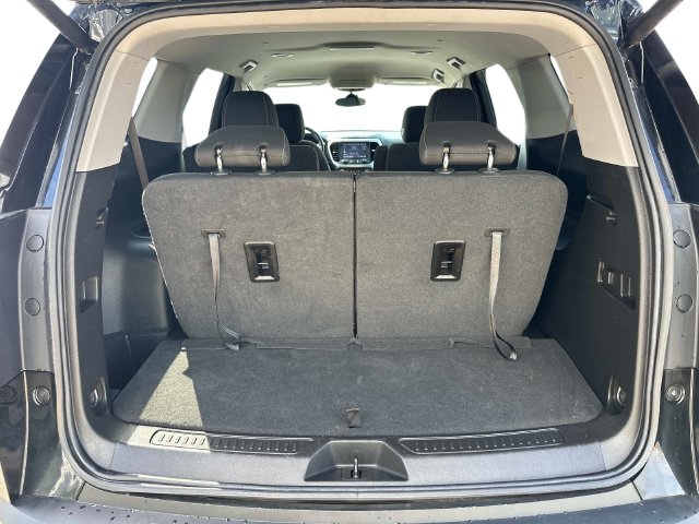 2023 GMC Acadia #9