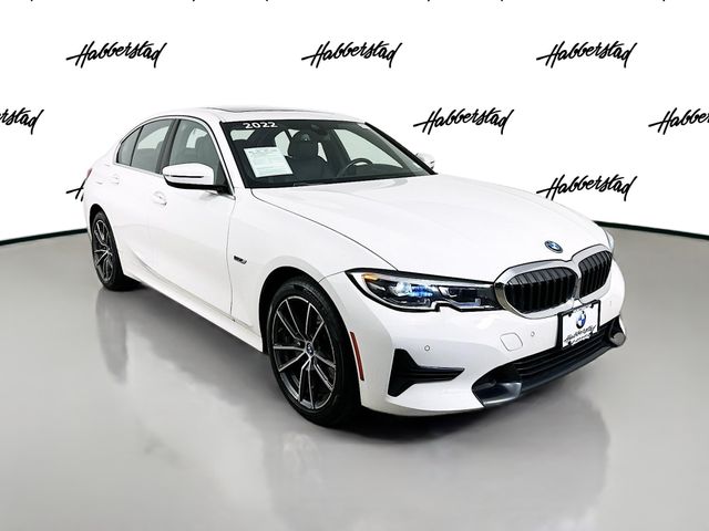 2022 BMW 3 Series 330e xDrive 3