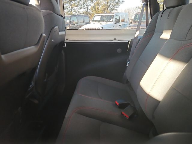 New 2026 White/off-white Jeep Rubicon image 9