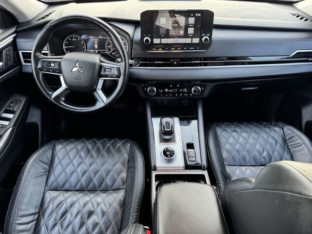 2022 Mitsubishi Outlander SEL Brown at North Houston Mitsubishi