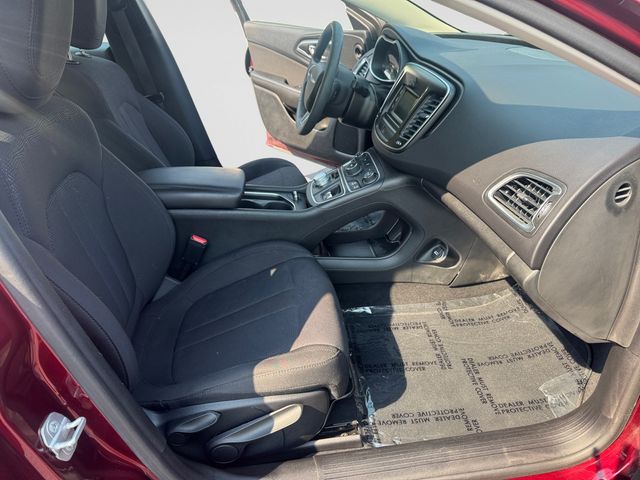 2015 Chrysler 200 Limited - Velvet exterior view 16