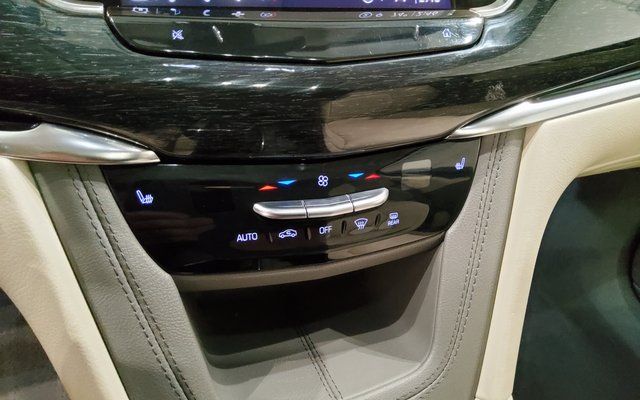 2022 Cadillac XT6 Premium Luxury 19